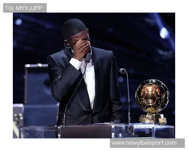 登贝莱回乡展示金球奖感恩故土成就职业生涯